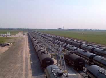 Tank cars at station